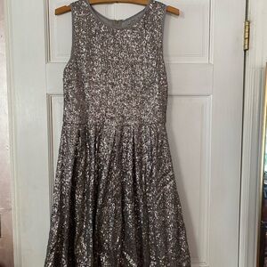 ISSI Women's Glittering Pewter Sequin Dress Size M NWOT